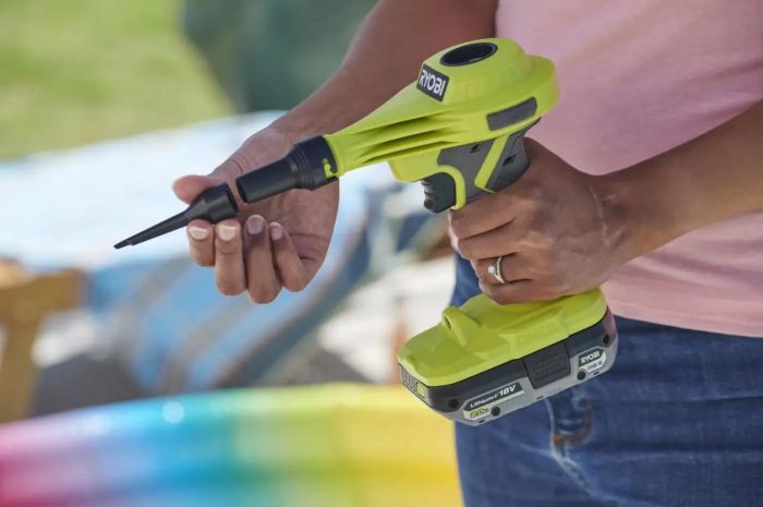 Повітродув-насос акумуляторний Ryobi ONE+ RVI18-0 18В 250л/хв 0.4кг без АКБ та ЗП