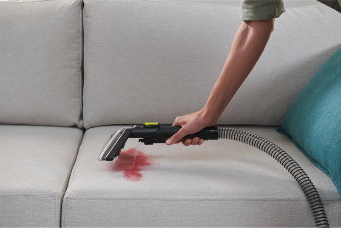 Пилосос акумуляторний миючий Ryobi ONE+ RDC18BL-0 18В 73Вт контейнер для води чиста/брудна 1/0.6л 4.2кг без АКБ та ЗП