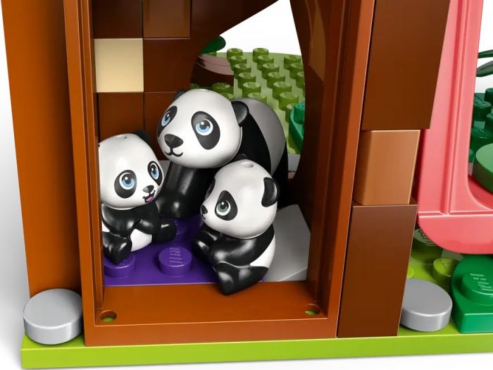 Конструктор LEGO Friends Догляд за тваринами в заповіднику панд