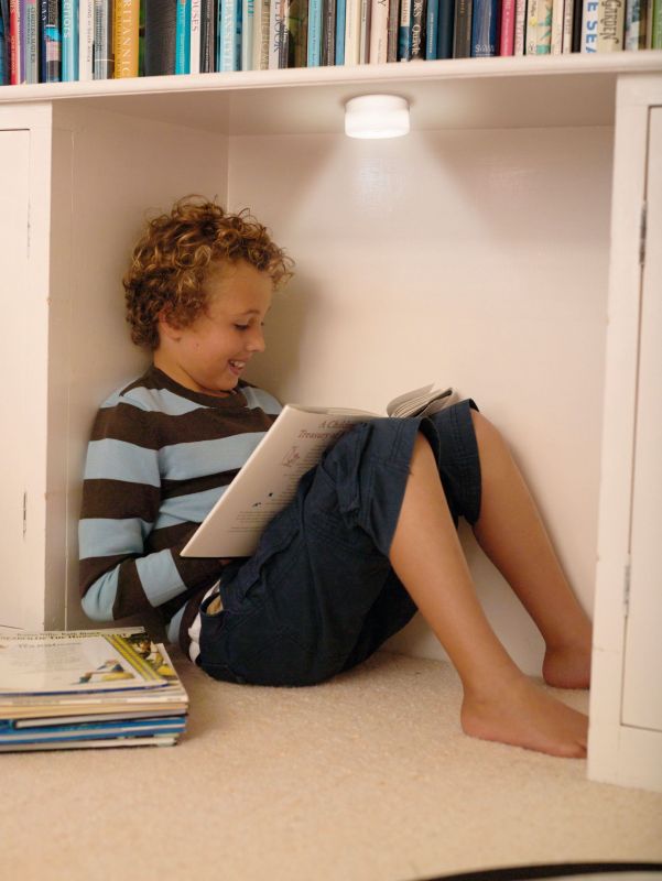 Cвітильник нічник з акумулятором OSRAM DOT-IT TOUCH SLIM 0.45Вт 4000К 30Лм 500мА•год димується USB-A > microUSB білий