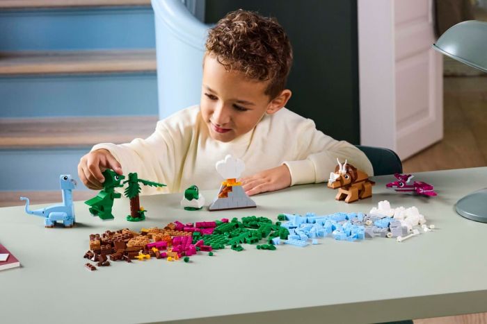 Конструктор LEGO Classic Творчі динозаври