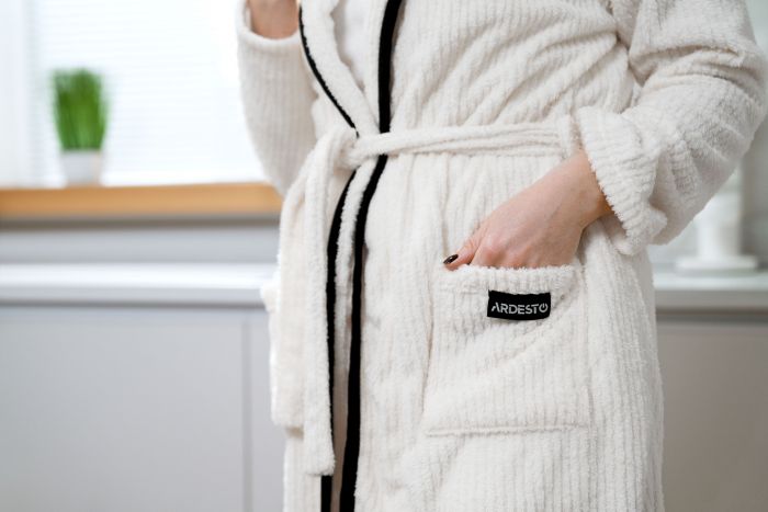 Халат жіночий ARDESTO Stripe, розмір S/M, 100% поліестер, білий