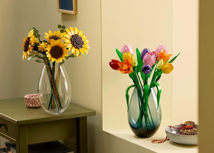 Конструктор LEGO Botanicals Букет соняшників