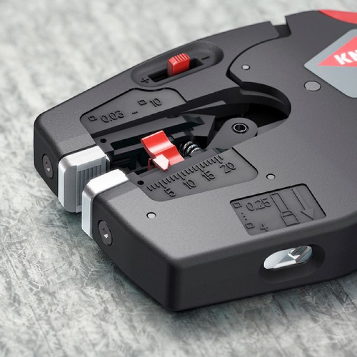 Знімач ізоляції KNIPEX MultiStrip, автоматичний, 0.03-10мм2 кусачки, регулювання довжини, 195мм, 0.170кг