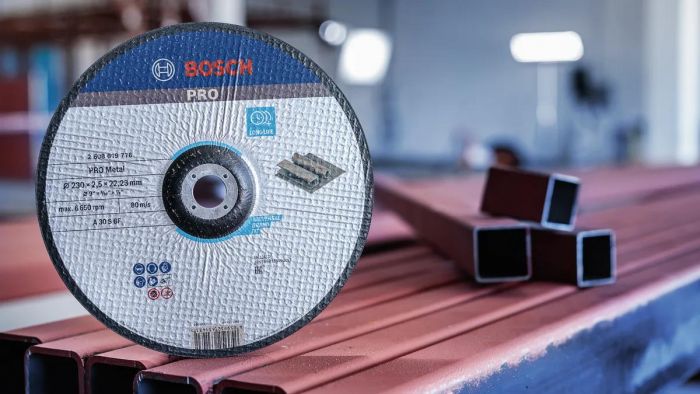 Диск відрізний Bosch Professional для металу 180x3x22.23мм