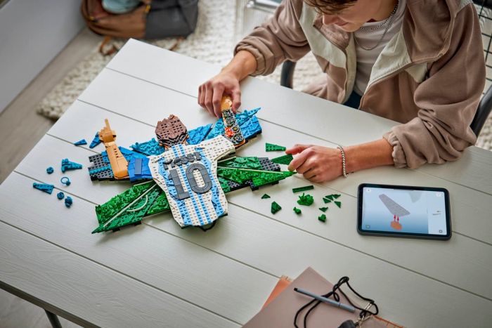 Конструктор LEGO Editions Football Ліонель Мессі — святкування
