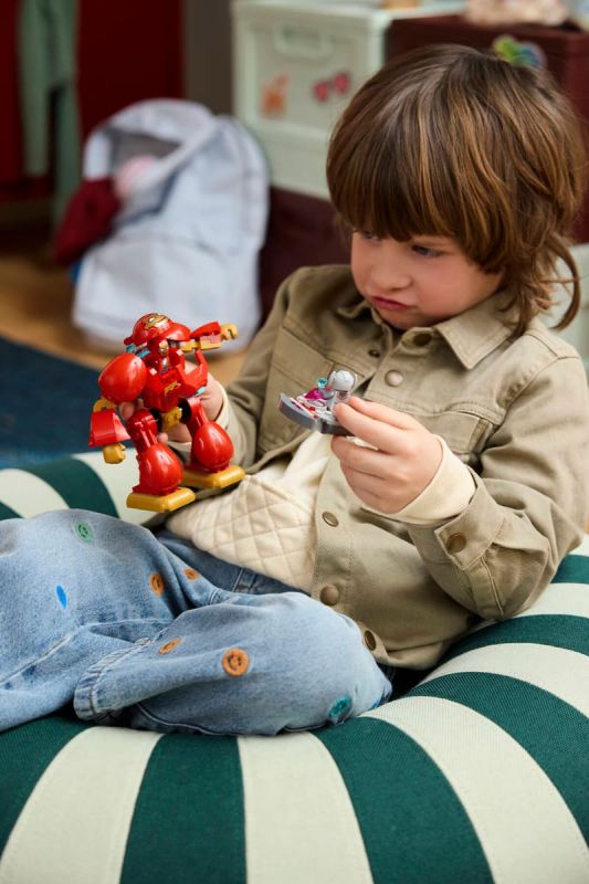 Конструктор LEGO Disney Junior Marvel Альтрон проти Залізної Людини