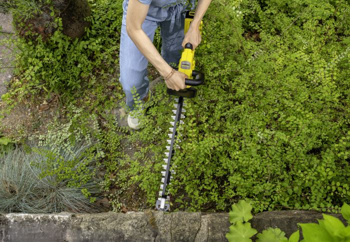 Кущоріз акумуляторний Karcher HGE 3-18 18В лезо 50см крок різу 22мм 2.41кг без АКБ та ЗП