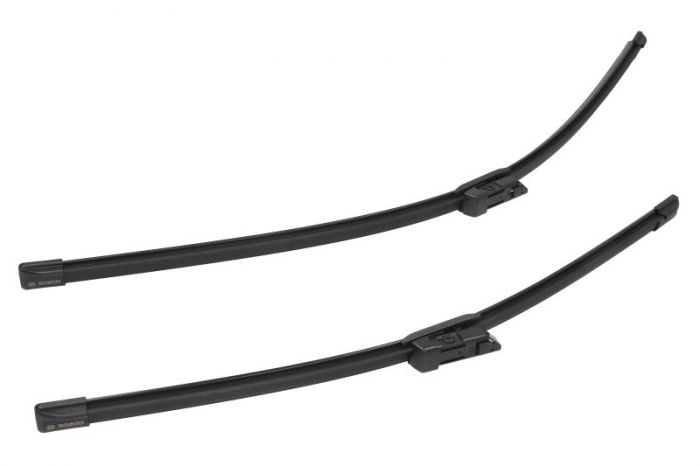 Склоочисник BOSCH Aerotwin безкаркасний комплект 700/500мм (3 397 014 535)
