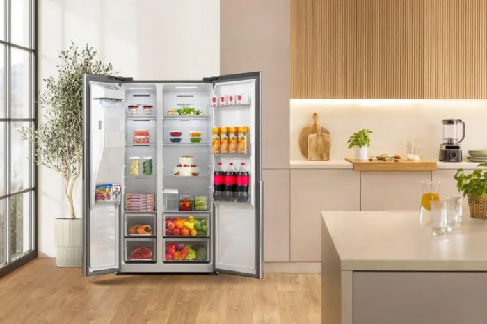 Холодильник SBS Gorenje, 179х62х91см, 2 двері, 347(181)л, А+, NF+, Інв., Зона св-ті, диспенсер, Внутр. Диспл, нерж