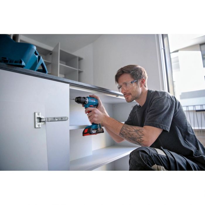 Набір акумуляторних інструментів Bosch Professional 18В дриль-шурупокрут GSR 18V-45, перфоратор GBH 18V-22, набір біт і бурів, акб 2x4А·год, ЗП, сумка