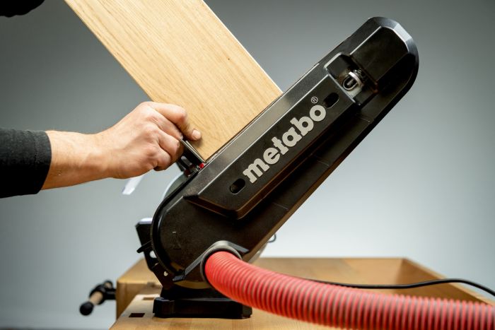 Верстат заточувально-шліфувальний Metabo BS 200 Plus 600Вт коло 200мм стрічка 50х1000мм 2980об/хв 16.9кг