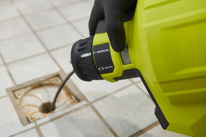 Машина для прочищення труб акумуляторна Ryobi ONE+ RDA18-0 18В діаметр труби до 50мм 6.8м 3.3кг без АКБ та ЗП