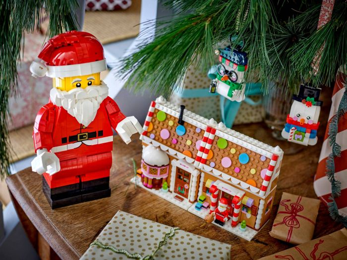 Конструктор LEGO Iconic Збільшена мініфігурка Санти