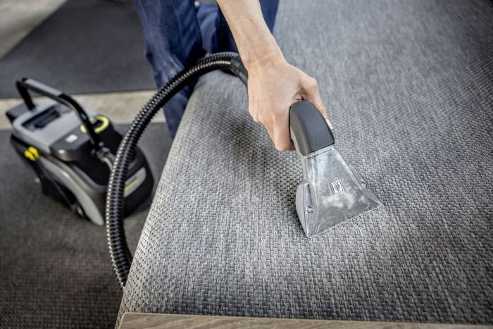 Пилосос професійний акумуляторний Karcher Puzzi 2/1 Bp 36В 16кПа контейнер 1.7/2.9л вологе/сухе прибирання  3.74кг