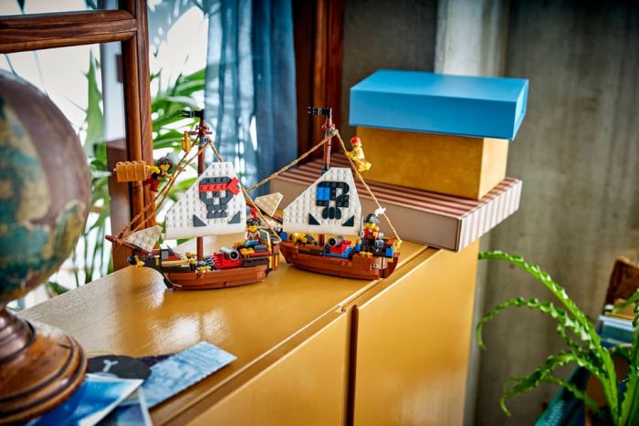 Конструктор LEGO Creator Культовий піратський корабель