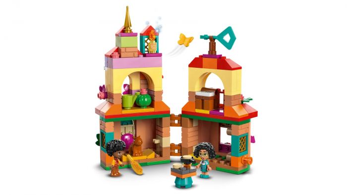 Конструктор LEGO Disney Classic Мінібудинок Енканто