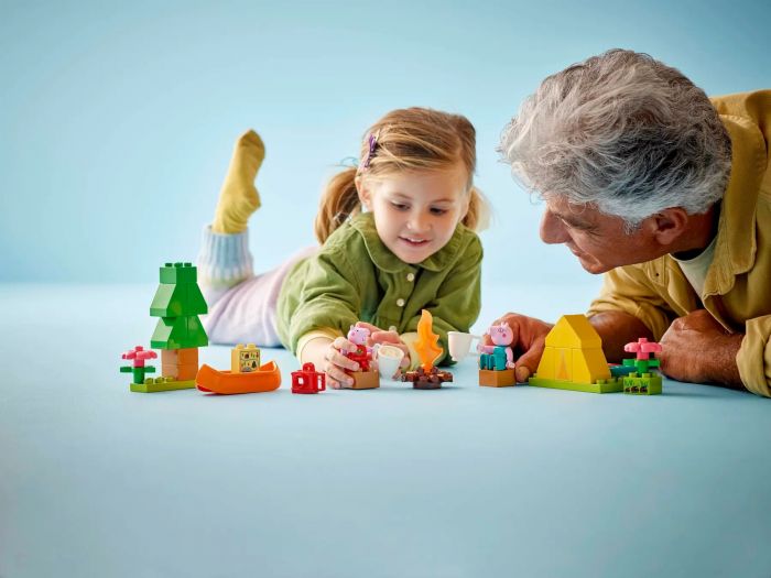 Конструктор LEGO DUPLO Peppa Pig Туристичний похід