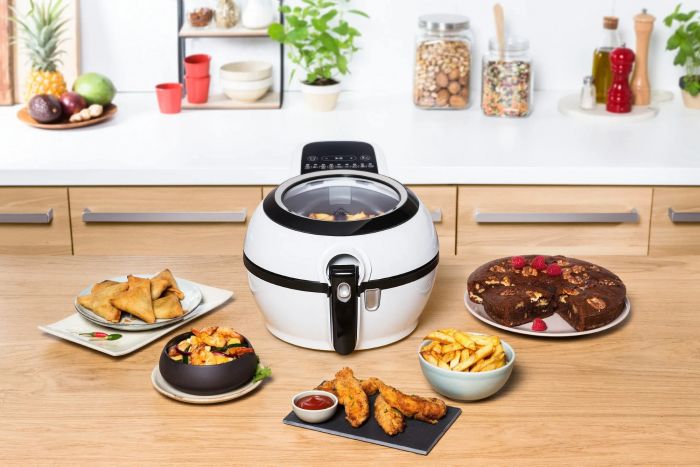 Мультипіч Tefal ActiFry Genius, 1350Вт, чаша-1,2л, сенсорне керув., підкл. до смартфону, авто перемішування, пластик, білий