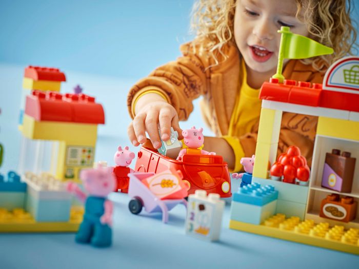 Конструктор LEGO DUPLO Peppa Pig Супермаркет Пеппи