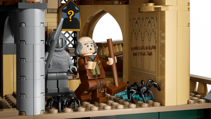 Конструктор LEGO Harry Potter Замок Гоґвортс: Східне крило