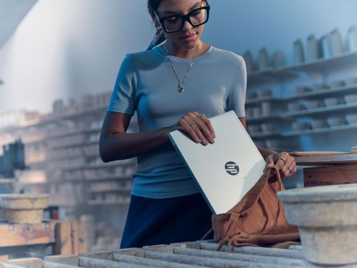 Ноутбук HP Probook 4-G1a 14" WUXGA IPS, AMD R3-210, 24GB, F512GB, UMA, DOS, сріблястий
