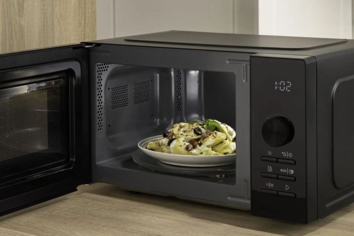 Мікрохвильова піч Gorenje, 20л, електр. керув., 800Вт, гриль, дисплей, 20 програм, інвертор, чорний