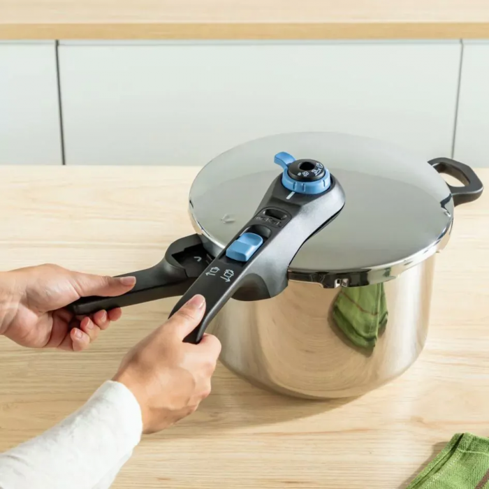 Скороварка Tefal Secure Trendy, 6л, з паровим кошиком, нержавіюча сталь, пластик