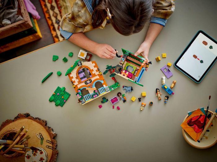 Конструктор LEGO Friends Ранчо і стайня поні