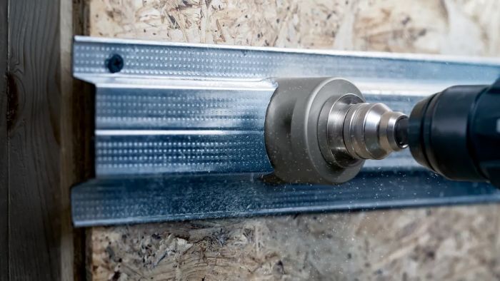 Коронка Bosch Professional Multi Material 68мм з різьбою