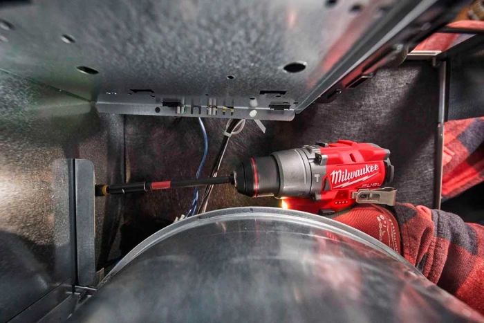 Шурупокрут-дриль акумуляторний Milwaukee M12 FPD2-402X 12В 2х4А·год 45Нм 450·1550об/хв ЗП M12 кейс 1.4кг