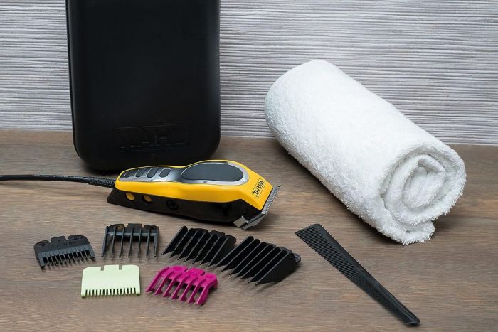 Машинка для стрижки Wahl Close Cut Pro Clipper, від мережі, вібраційний мотор, насадок-6, кейс, сталь, жовтий