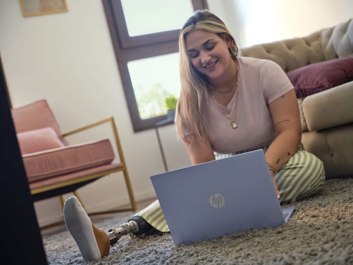 Ноутбук HP OmniBook 5 16-ag1007ua 16" 2K IPS AG, AMD AI 7 350, 32GB, F1024GB, UMA, Win11, блакитний