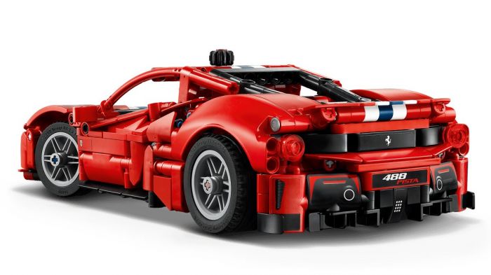 Конструктор LEGO Technic Автомобіль Ferrari 488 Pista